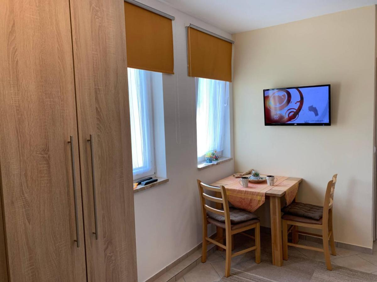 Apartments 4Mios Ražanac Eksteriør bilde